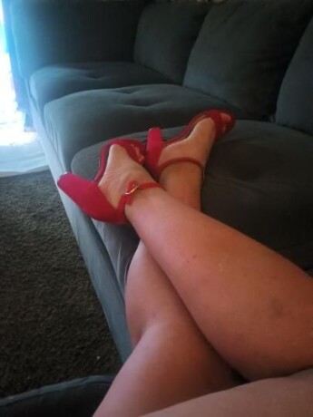 crystal-k-dyz-female-escorts-in-columbus-oh-614-942-9894-big-2
