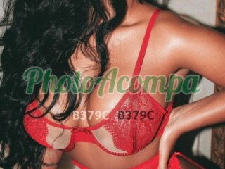fernanda-morena-cheirosa-e-luxuosa-cheia-de-tesapso-photoacompanhantes