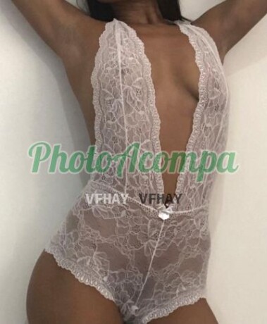 helen-a-ninfetinha-que-vocaa-procura-com-local-photoacompanhantes-big-4