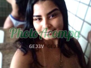 carina-morena-pronta-para-satisfazer-suas-fantasias-photoacompanhantes